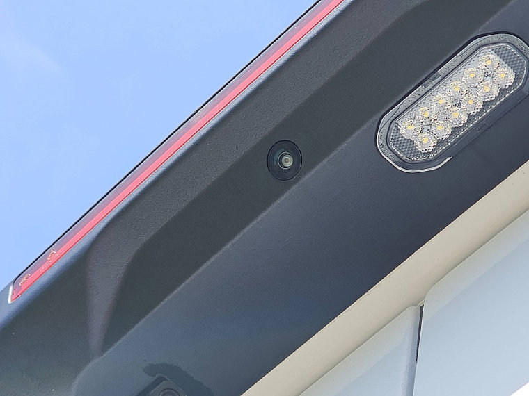 Vehicle Image 18