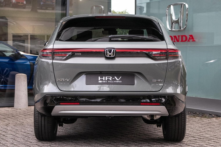 Vehicle Image 13