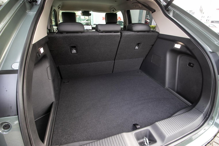 Vehicle Image 10