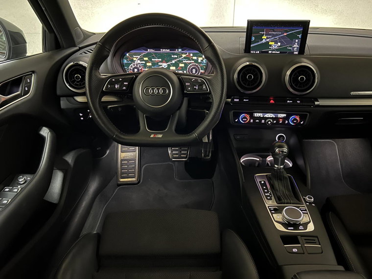 Vehicle Image 23