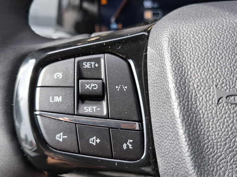 Vehicle Image 27