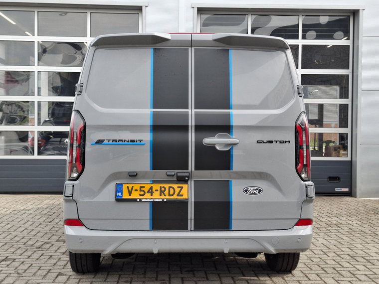 Vehicle Image 34