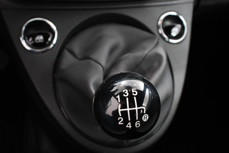 Vehicle Image 16