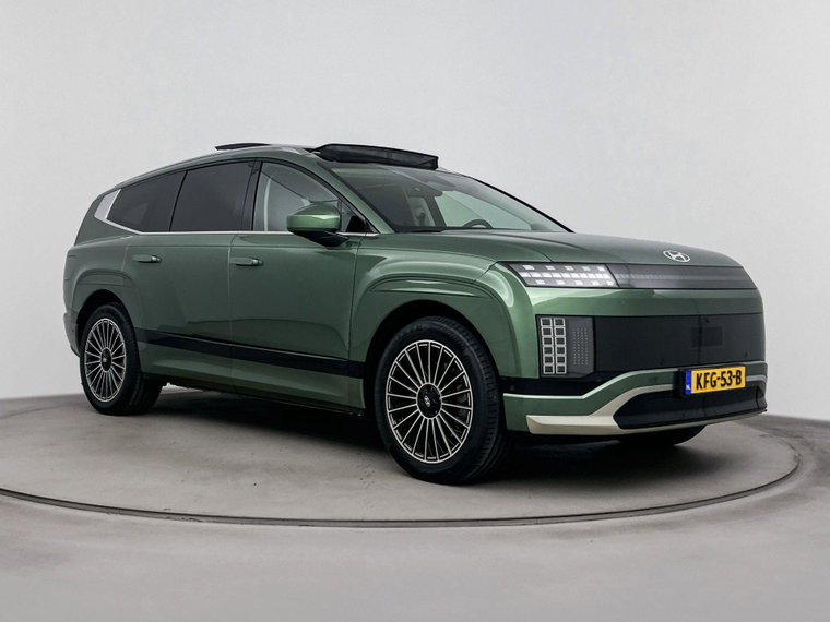 Vehicle Image 7