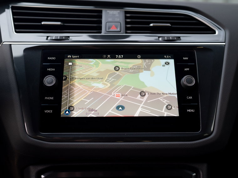 Vehicle Image 11