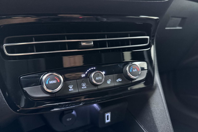 Vehicle Image 27
