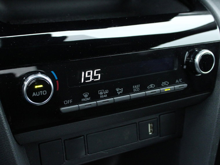 Vehicle Image 20