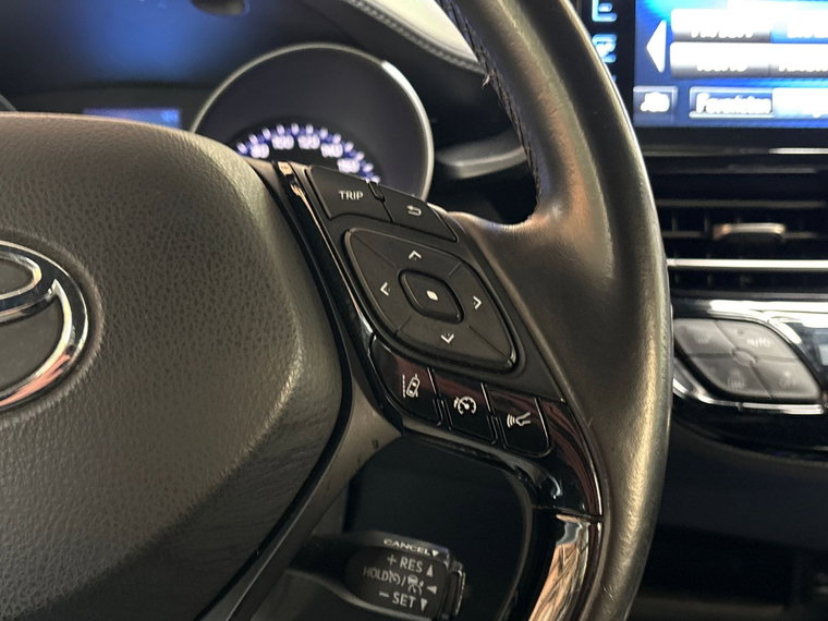 Vehicle Image 17