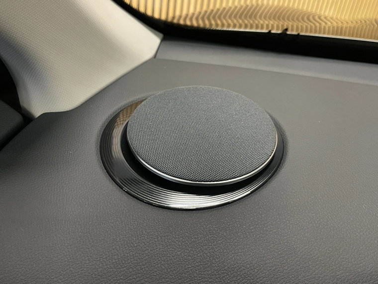 Vehicle Image 27