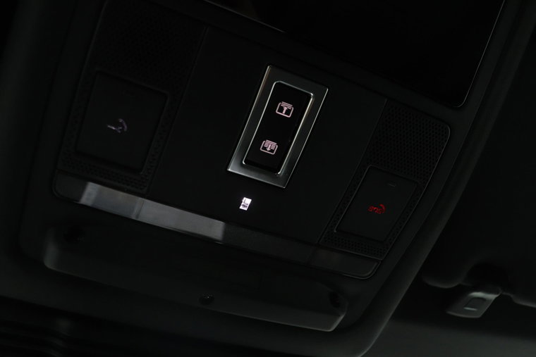 Vehicle Image 34