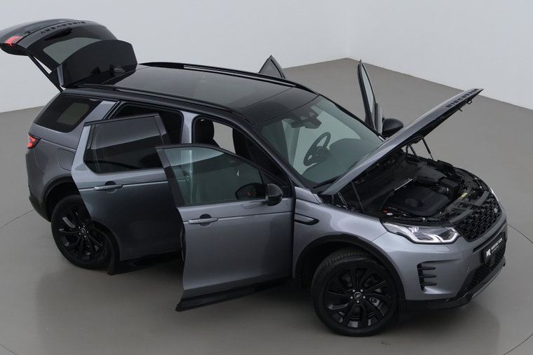 Vehicle Image 6