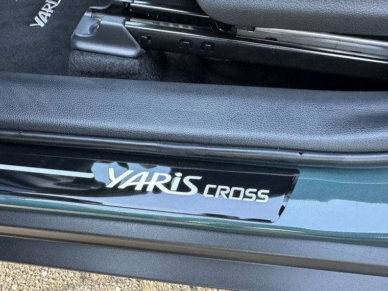 Vehicle Image 30