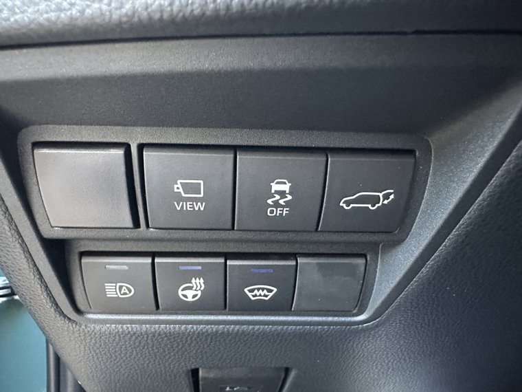 Vehicle Image 32