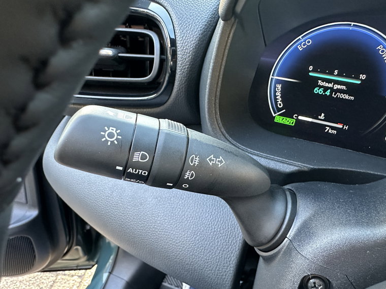 Vehicle Image 37