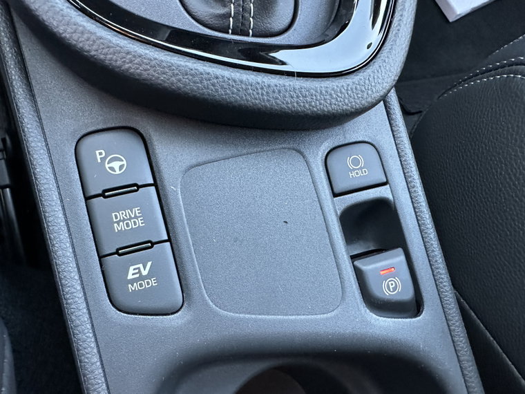 Vehicle Image 40