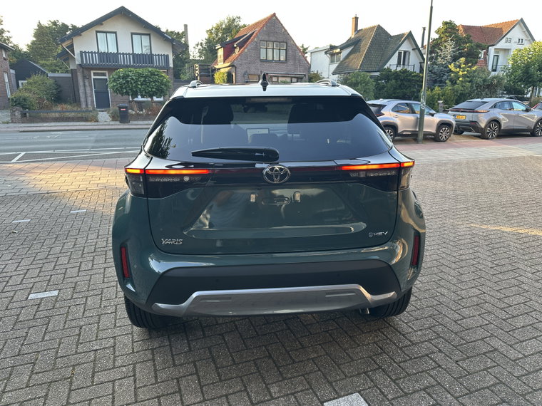 Vehicle Image 8