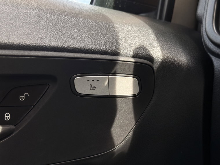 Vehicle Image 42