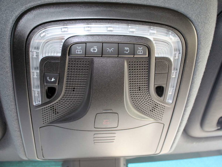 Vehicle Image 36