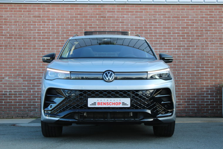 Vehicle Image 43