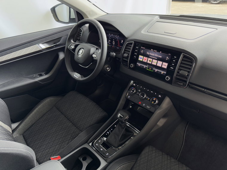 Vehicle Image 30
