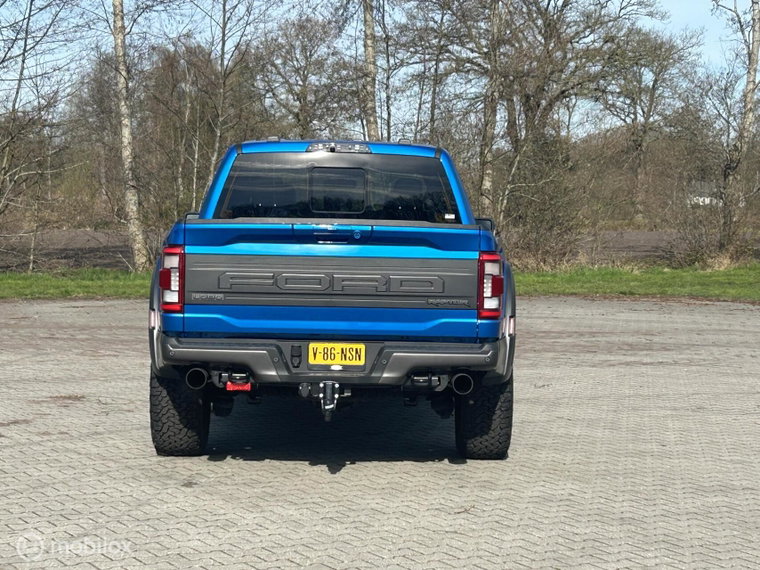 Vehicle Image 45