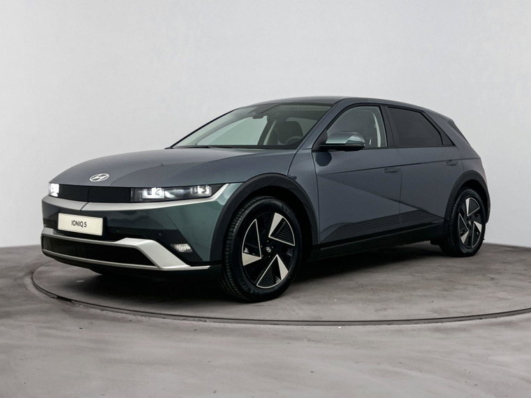 Vehicle Image 8