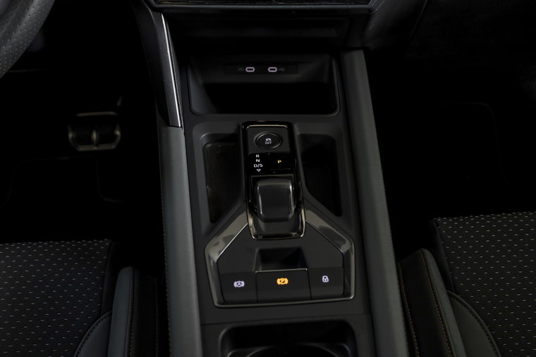 Vehicle Image 34