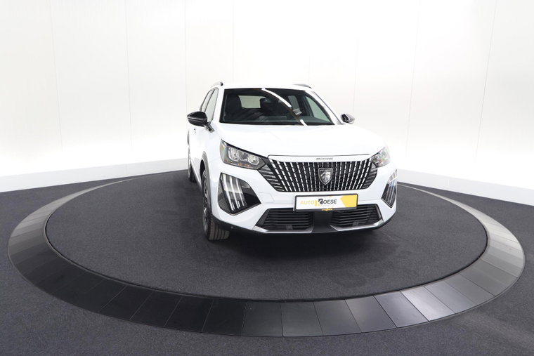 Vehicle Image 42