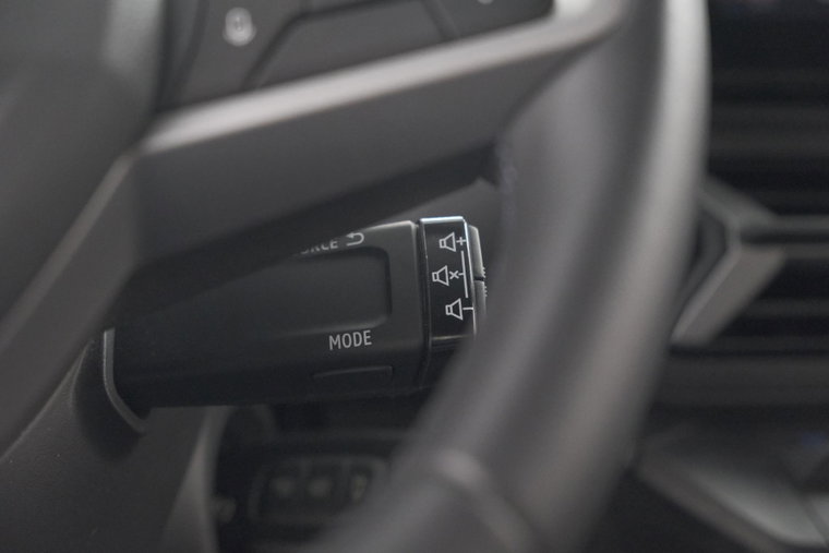 Vehicle Image 39