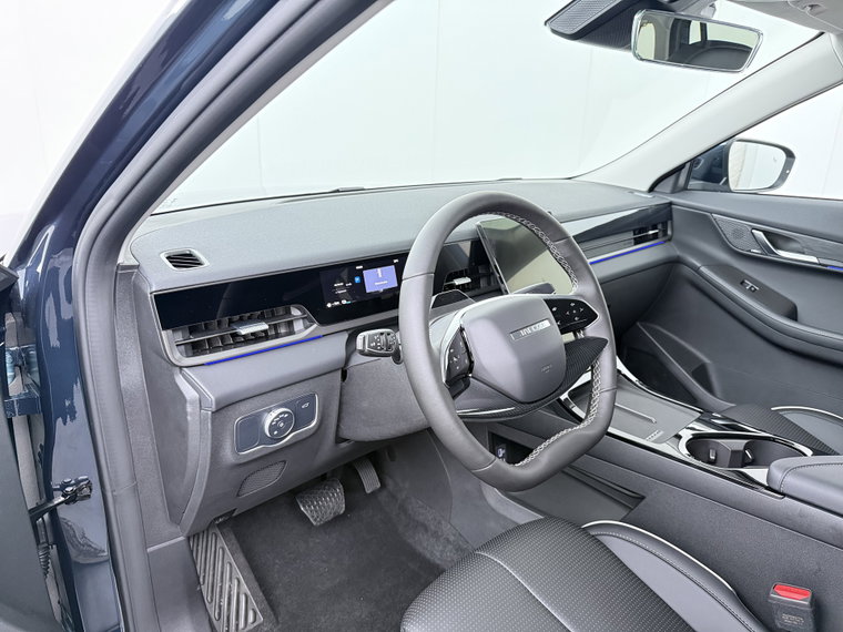 Vehicle Image 17
