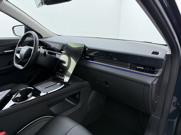 Vehicle Image 39