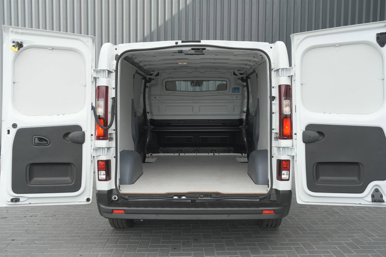 Vehicle Image 37