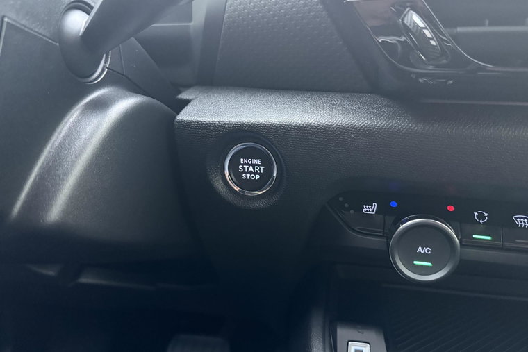 Vehicle Image 29