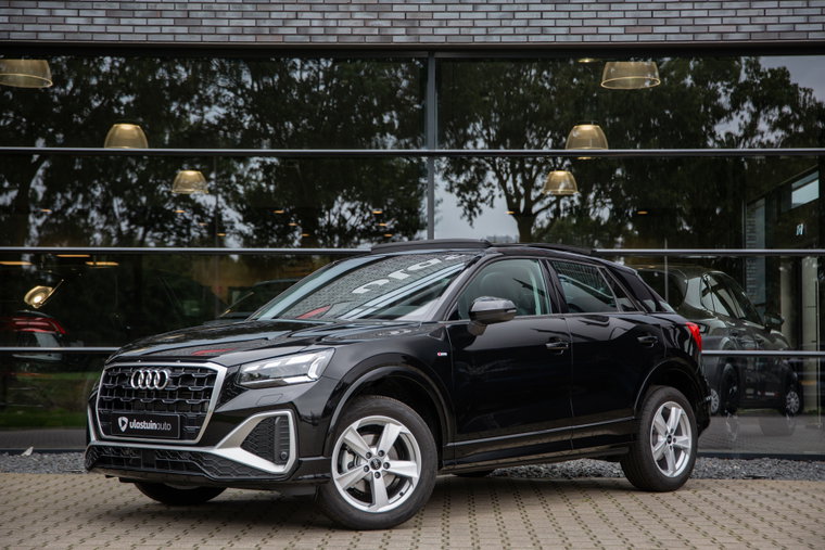 Vehicle Image 7