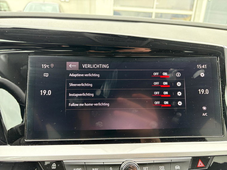 Vehicle Image 35