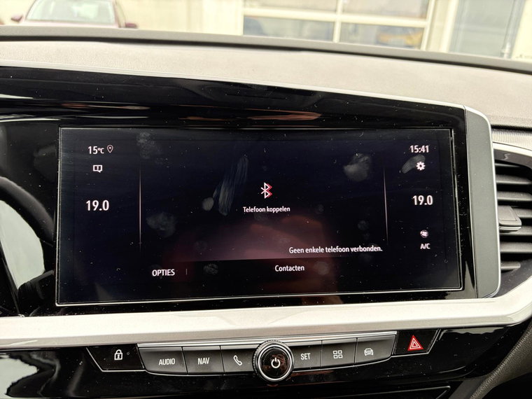 Vehicle Image 38