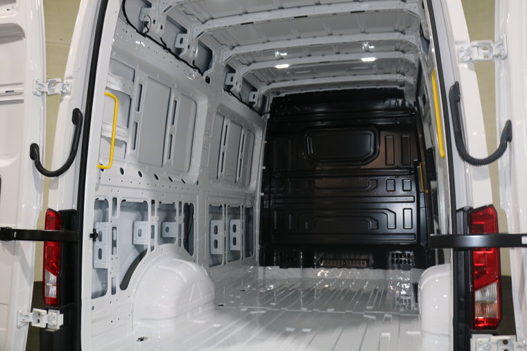 Vehicle Image 18
