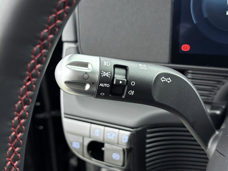 Vehicle Image 24