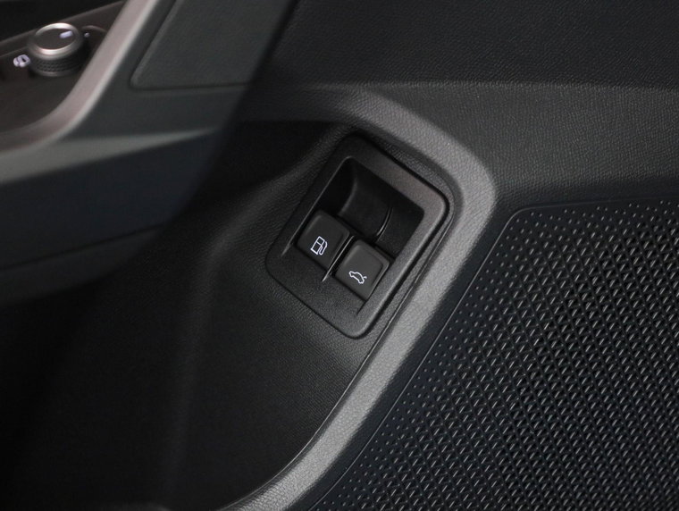 Vehicle Image 49