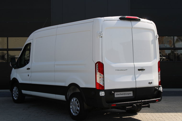 Vehicle Image 28