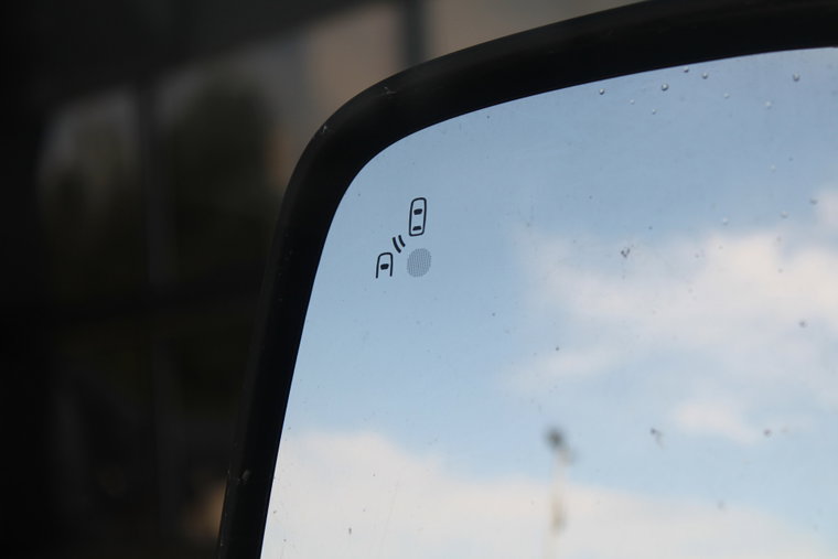 Vehicle Image 33