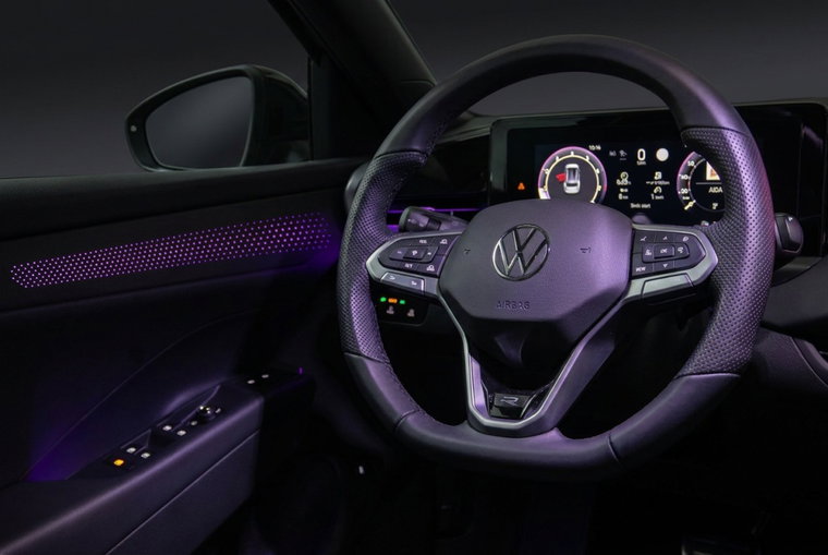 Vehicle Image 37