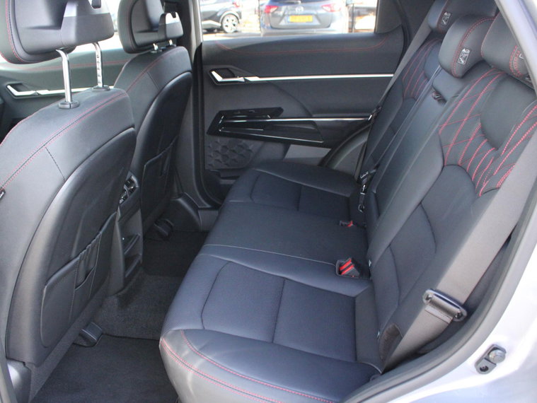 Vehicle Image 39