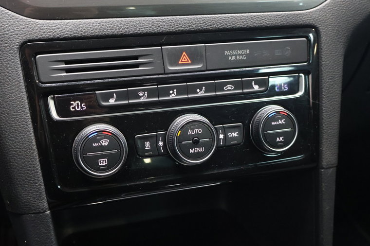 Vehicle Image 26