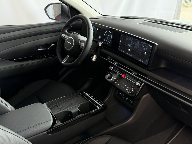 Vehicle Image 33