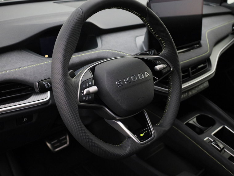 Vehicle Image 33