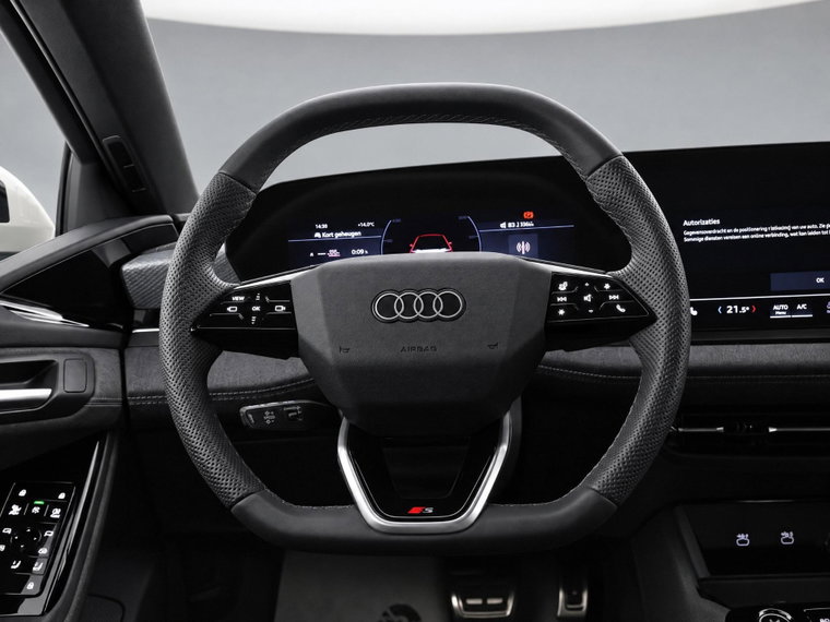 Vehicle Image 23