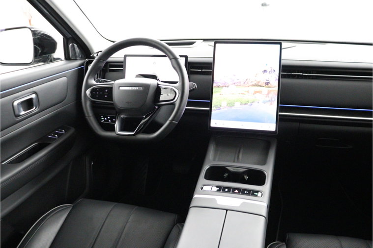 Vehicle Image 30