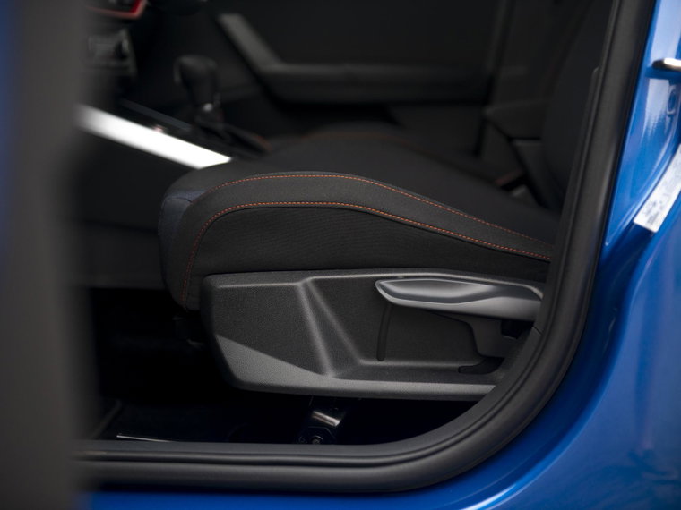 Vehicle Image 37