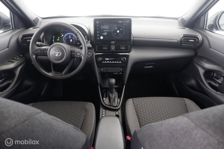 Vehicle Image 10